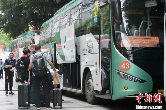 尤文图斯如今正在冲冠的道路上，此役球队肯定希望全取3分，战意充足。